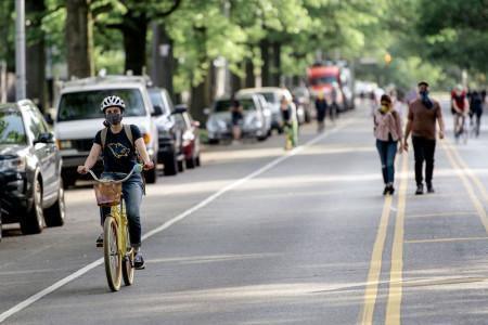 100 THINGS TO KNOW ABOUT BIKING IN NYC - Strictly Bicycles