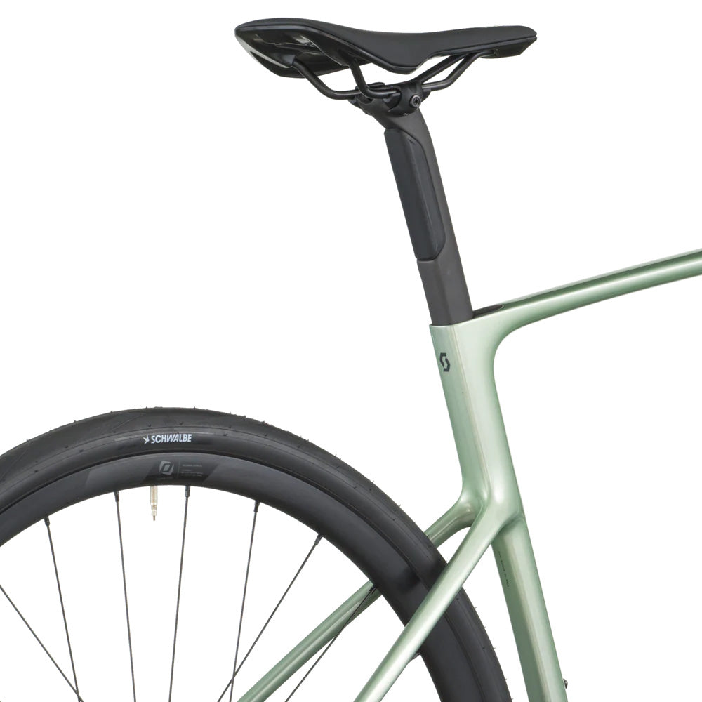 Scott Addict 40 Bike | Strictly Bicycles
