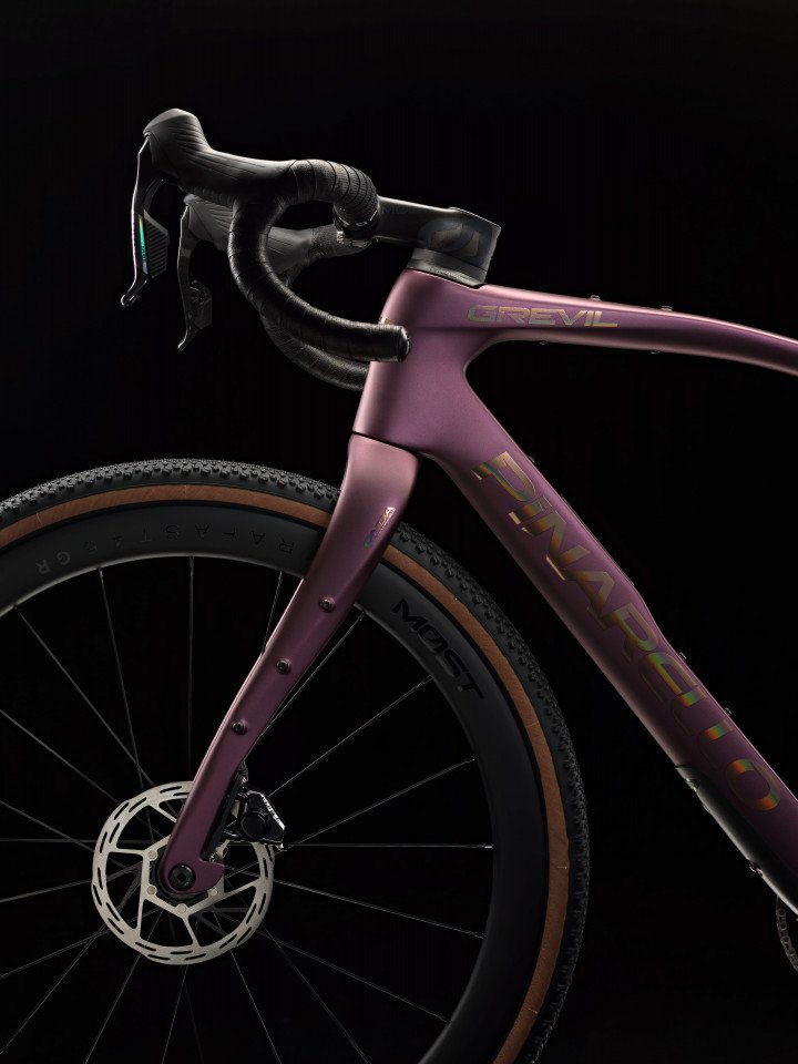 Pinarello Grevil F7 SRAM Force XPLR AXS | Strictly Bicycles