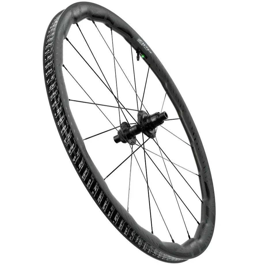 ZIPP 353 NSW Tubeless disc-brake | Strictly Bicycles