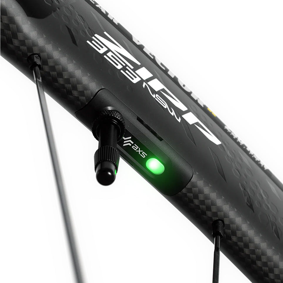 ZIPP 353 NSW Tubeless disc-brake | Strictly Bicycles