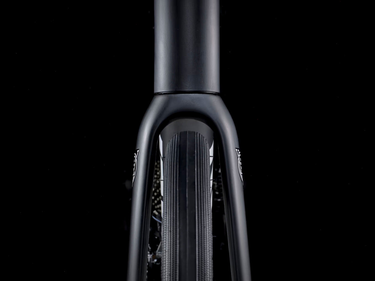 Trek Domane AL 5 Gen 4 | Strictly Bicycles