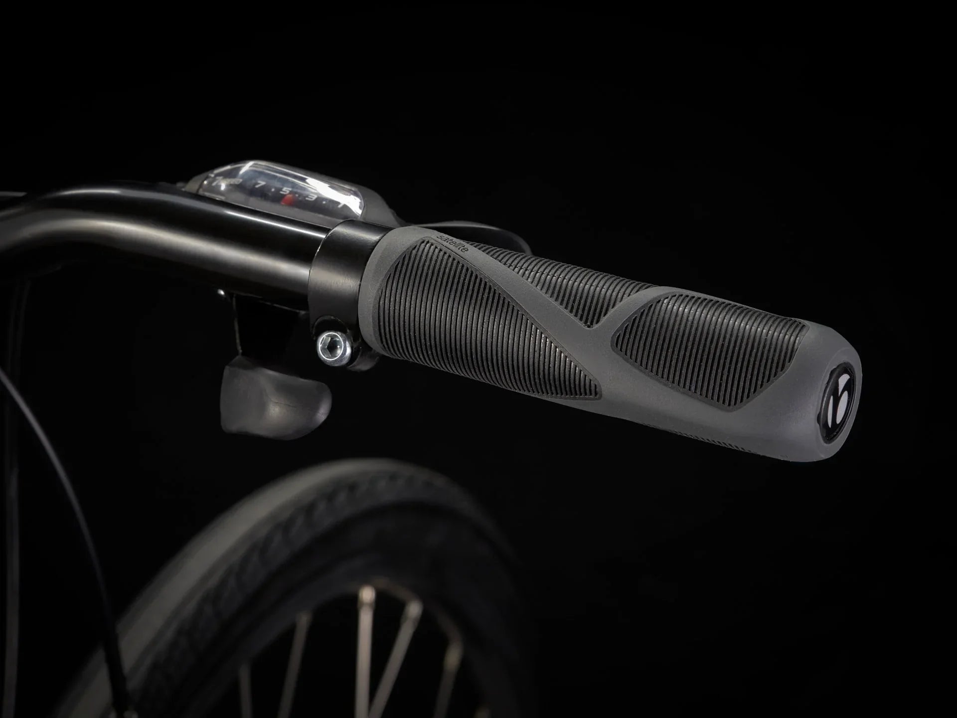 Image of Trek FX 1 Disc Mid-step Gen 3 | Strictly Bicycles