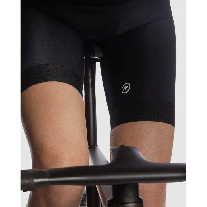 Assos of Switzerland Dyora RS Summer Bib Shorts S9 | Strictly Bicycles 