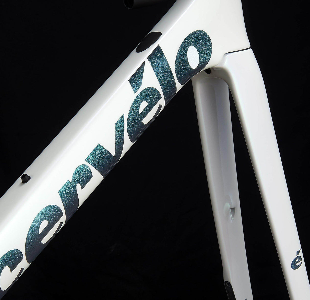 Cervelo Caledonia-5 Rival eTap AXS | Strictly Bicycles