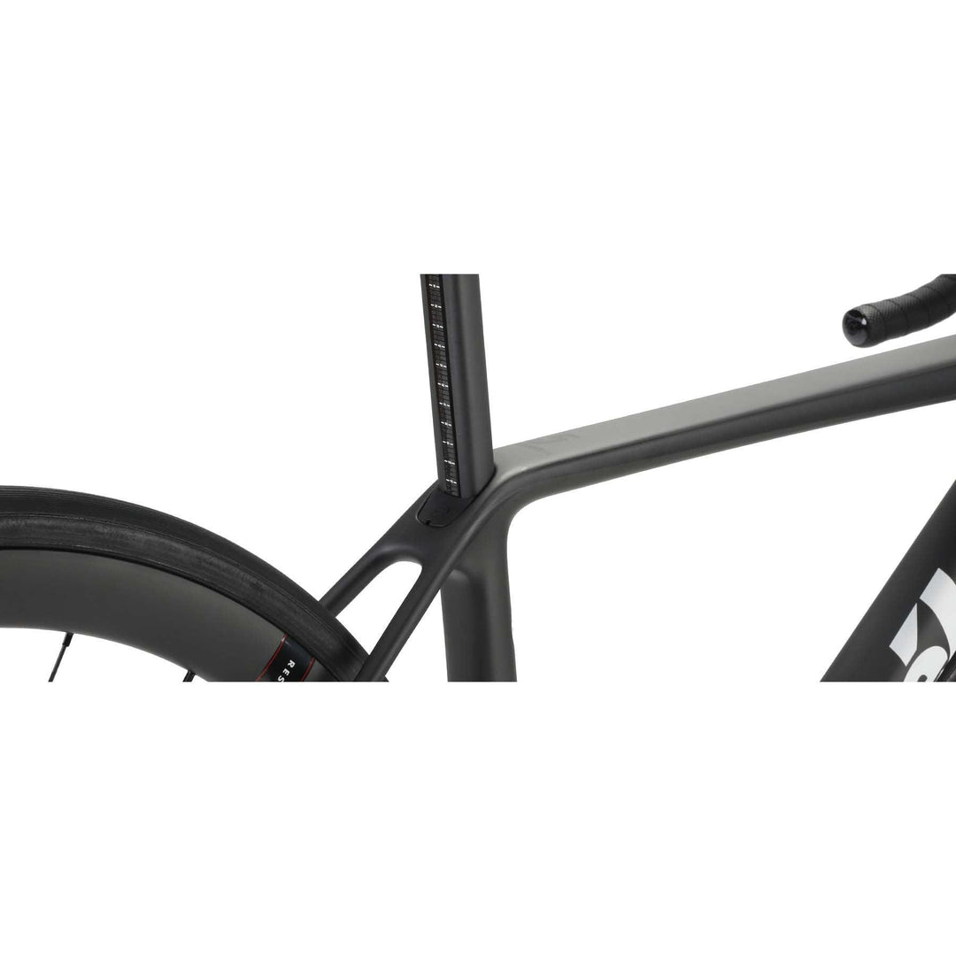 Cervelo R5 Disc Dura-Ace R9270 Di2 | Strictly Bicycles 