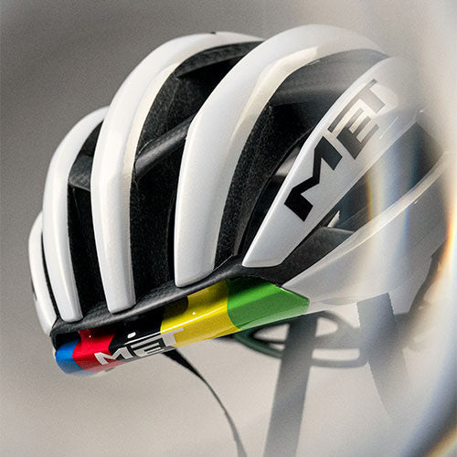 MET Trenta 3K Carbon Rainbow Edition | Strictly Bicycles
