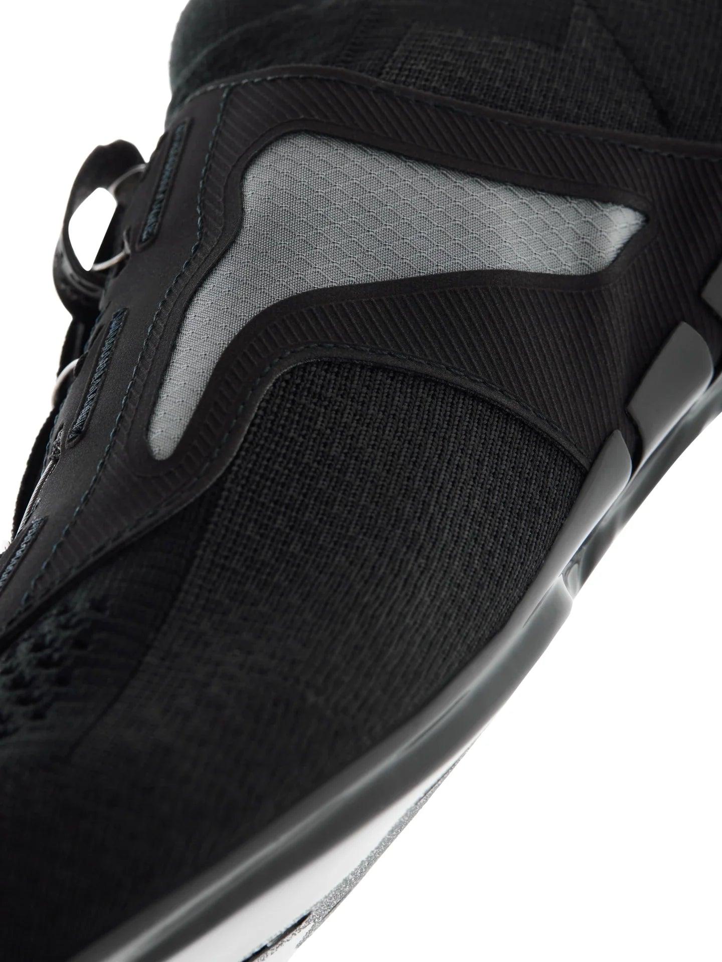 Q36.5 Dottore Clima Road Shoes Black | Strictly Bicycles