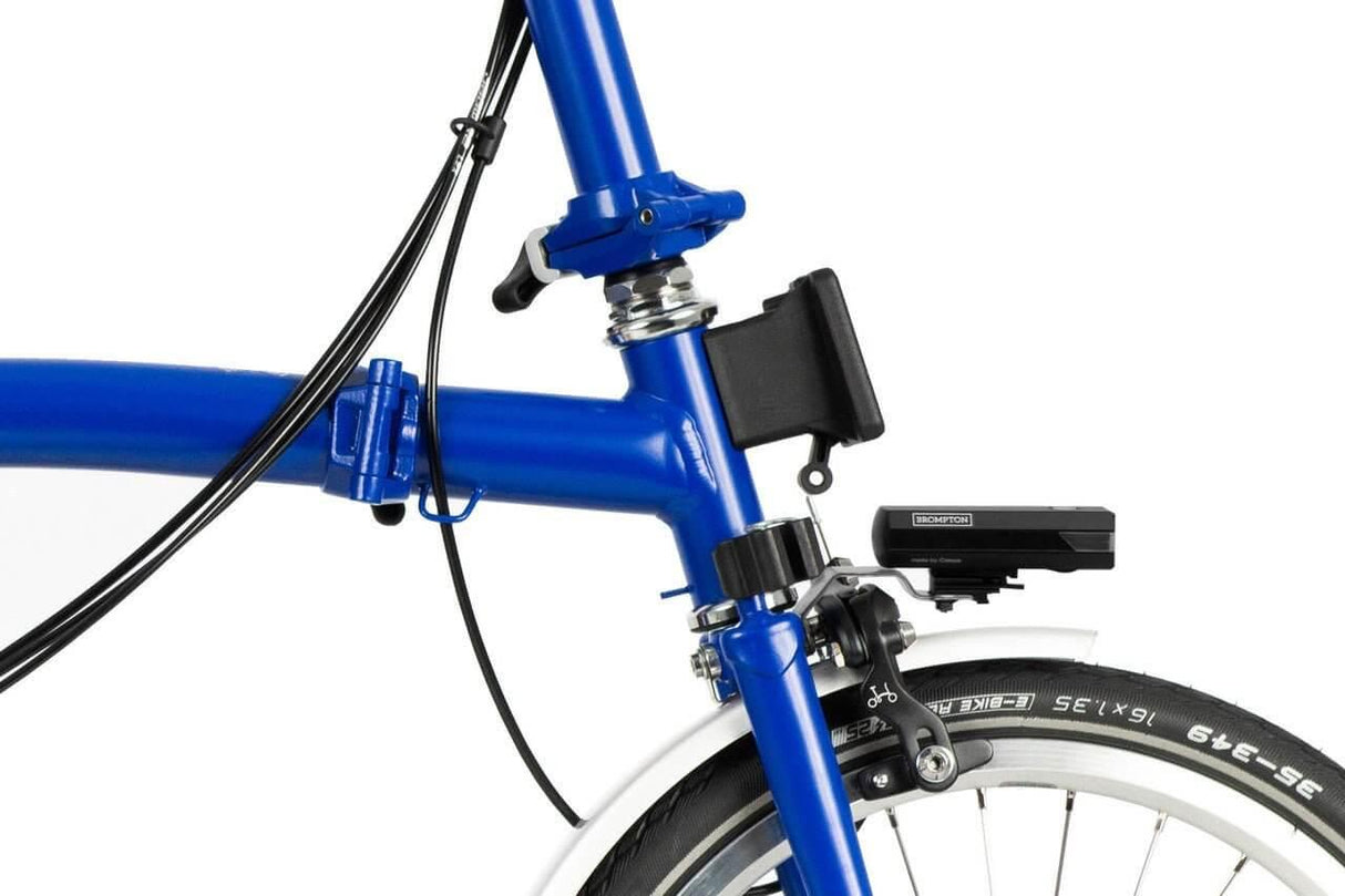 C Line Explore with Battery Lighting - Silver - Strictly Bicycles