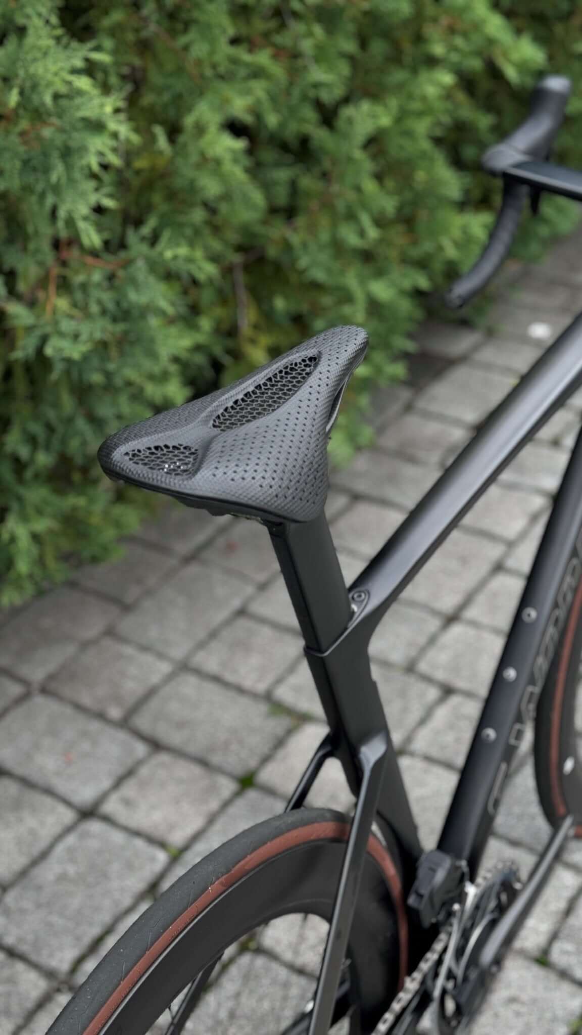 S-Works Venge Disc - SRAM Red eTap AXS (Pre-Owned) - Strictly Bicycles