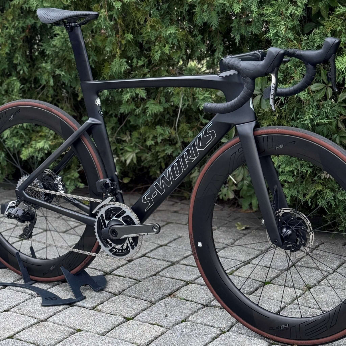 S-Works Venge Disc - SRAM Red eTap AXS (Pre-Owned) - Strictly Bicycles
